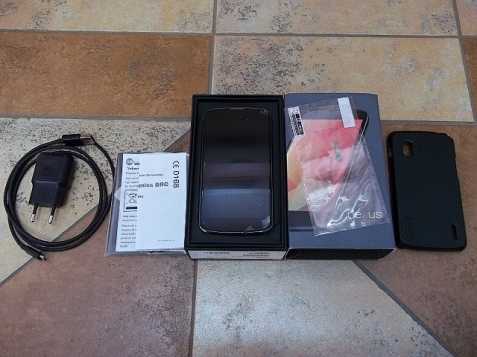 Mobilní telefon LG Nexus 4 (E960)