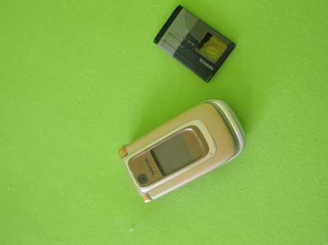 mobilní telefon Nokia 6131